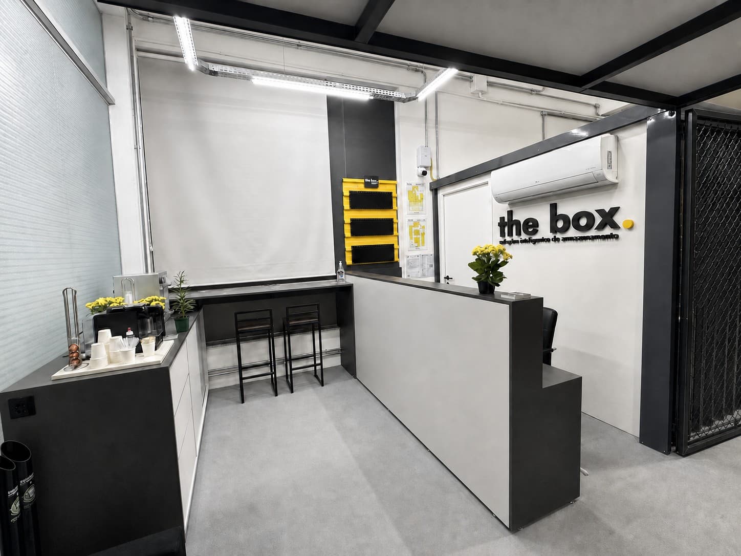 Recepção da unidade do The Box Self Storage em Itu